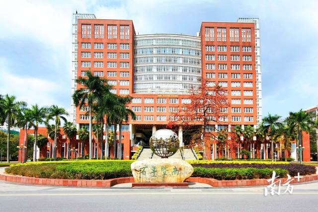 暨南大学校园。 暨南大学校园。