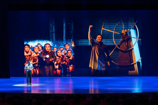 《青春印丰碑》执行导演、主演陈蕾讲述剧目创作背后的故事  《青春印丰碑》执行导演、主演陈蕾讲述剧目创作背后的故事