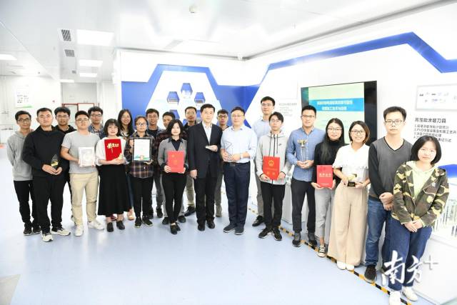 IMT-印制电路板先进加工工艺及装备研发团队合影