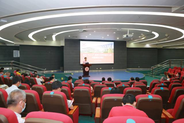 2021年,8xbet网提出实施“1+2+3”攀撑计划学科提升工程。 2021年,8xbet网提出实施“1+2+3”攀撑计划学科提升工程。